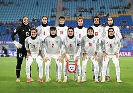 La selección femenina de Irán se niega a cantar el himno en protesta contra el régimen