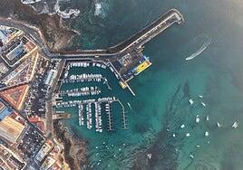 El puerto de Corralejo espera por un contradique de seguridad desde el temporal de 2022