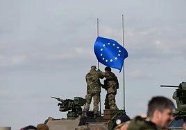España muestra su disposición a impulsar la creación de un ejército común europeo