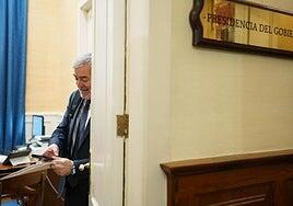 De la vivienda a la gratuidad del transporte, las 14 promesas de Clavijo un año después