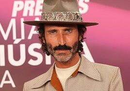 Leiva y Almudena Cañedo hacen oficial su noviazgo en la Semana de la Moda de París