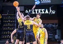 Triples, cortocircuito amarillo y recital de Huertas en el euroderbi (79-76)