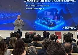 La guerra en Irán destapa la ventaja del coche eléctrico frente al de combustión