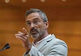 El senador Sanginés, expresidente del Cabildo de Lanzarote, niega que cometiera falso testimonio: «No falté a la verdad»