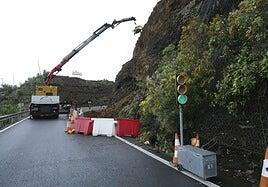 Se abre al tráfico la GC-41, de Valsequillo a Las Vegas, con regulación de semáforo