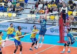 El CV Guaguas activa el modo Superliga con tres finales por delante