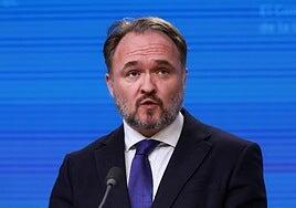 La Comisión Europea asegura que «no comprará ni una molécula» de petróleo a Rusia