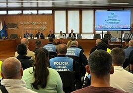 Administraciones y sector del taxi coordinan acciones para frenar el intrusismo en Gran Canaria