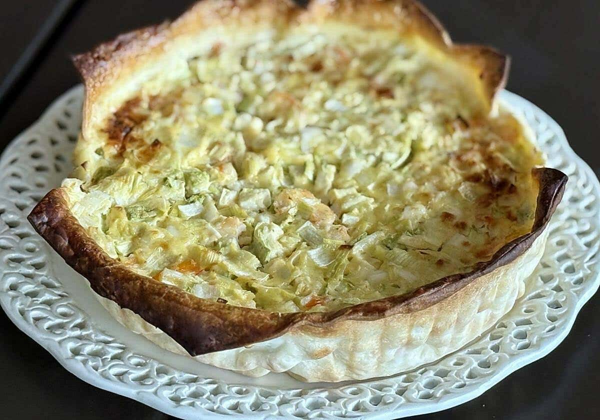 Tarta salada de verduras con langostinos: la receta fácil que vas a repetir sin parar
