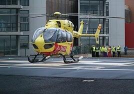 «Ya está aquí»: el helicóptero medicalizado con base en Fuerteventura empieza a funcionar
