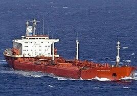 Un cuarto petrolero de la flota fantasma rusa y cargado de crudo se cuela en aguas de Canarias en 3 días