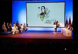 Educación reconoce a siete docentes y tres centros con los Viera y Clavijo por «mejorar» el sistema educativo canario
