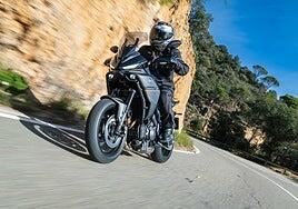 Prueba Yamaha Tracer 7 Y-AMT 2026: Tiempos de cambio (automatizado)