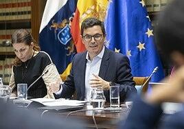 Rodríguez (CC) neutraliza el intento de Vox de vincular vivienda pública con migración