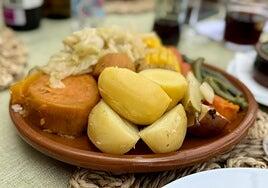 El puchero de las siete carnes arrasa en Gran Canaria con dos citas multitudinarias y un éxito rotundo