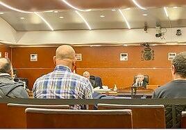 Un error de forma anula la condena a dos adultos por abusar de menores tuteladas de Vitoria