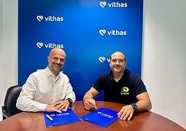 Vithas se alía con el Club Deportivo de Surfing Oleaje para garantizar la salud de sus integrantes