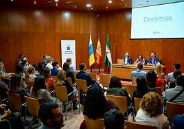 La plataforma que simplificará la burocracia en los centros educativos de Canarias avanza: se abre la fase de formación