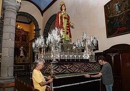 Un Santo Encuentro al completo