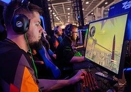Canarias apuesta por crecer en la economía azul, los sectores audiovisual y aeroespacial y la tecnología