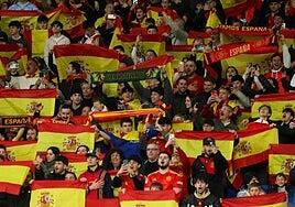 La Generalitat responsabiliza a «los grupos de extrema derecha» de los cánticos xenófobos en Cornellà