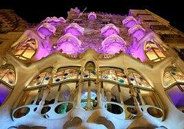 Gaudí, un arquitecto único entre la mercantilización y la santidad