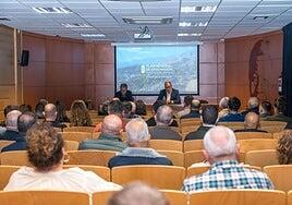 Santa Lucía impulsa unas jornadas y exposiciones itinerantes sobre el avance del plan general