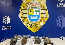 La Policía Local de La Oliva incauta 10,5 kilos de hachís ocultos en una papelera de la costa