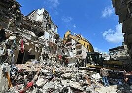 Comienza la negociación entre Irán y EE UU bajo la incertidumbre y nuevas amenazas