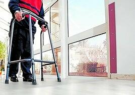 Canarias reduce el tiempo de espera en dependencia a 374 días