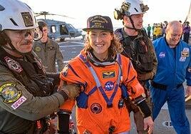 Los espectaculares vídeos de la histórica misión a la Luna: el amerizaje, la salida de los astronautas...