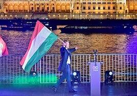 Hungría pone fin a la era ultra de Orbán