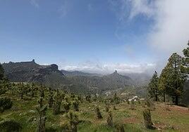 Suben las temperaturas pero siguen el viento y olas de hasta cuatro metros