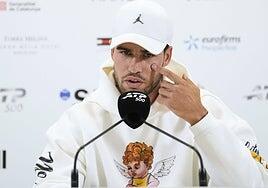 Carlos Alcaraz, baja en el Godó: «La lesión en la muñeca es más grave de lo que pensábamos»