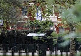 La Policía cierra un parque de Londres tras una amenaza de ataque biológico a la embajada de Israel