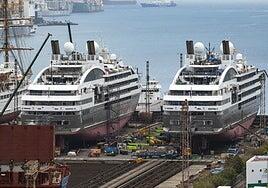 Astican repara en La Luz a la vez y en seco cinco cruceros de lujo