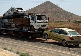 Menos coches abandonados en las calles del municipio de La Oliva