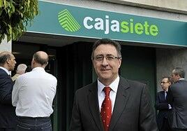 El Gobierno canario distingue a 12 personas y entidades con la Medalla de Oro de Canarias