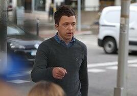 Errejón confía en que Mouliaá responda ante «tantas mentiras y difamaciones»