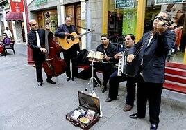 Las Palmas de Gran Canaria regulará zonas y horarios de actuación de los músicos callejeros