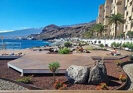 Una mujer, en estado crítico tras ser rescatada del mar en Tenerife