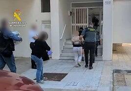 Liberada una menor tutelada tras sufrir agresiones sexuales y ser engañada para estafar durante su retención en Huelva
