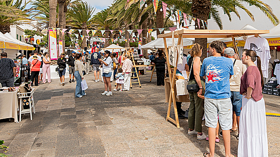 Exitosa feria de saldos en San Bartolomé