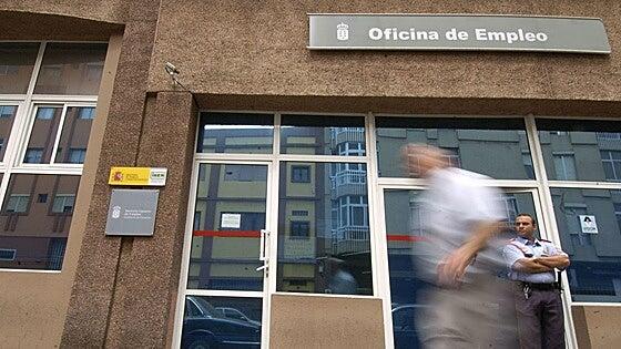 Canarias suma 17.000 empleos y logra su tasa de paro más baja en 20 años