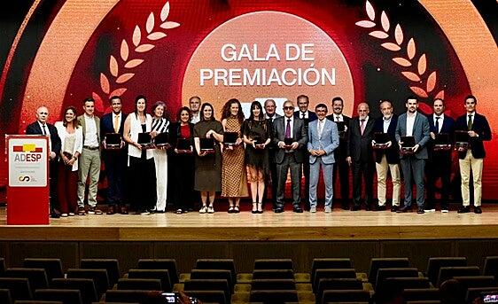 El Gobierno de Canarias recibe la Placa de Oro de la Asociación del Deporte Español
