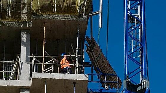El PIB modera su avance al 0,6% en el primer trimestre impulsado por el consumo de los hogares