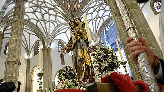 El traslado de Nuestra Señora de María Auxiliadora a la catedral de Santa Ana, en imágenes