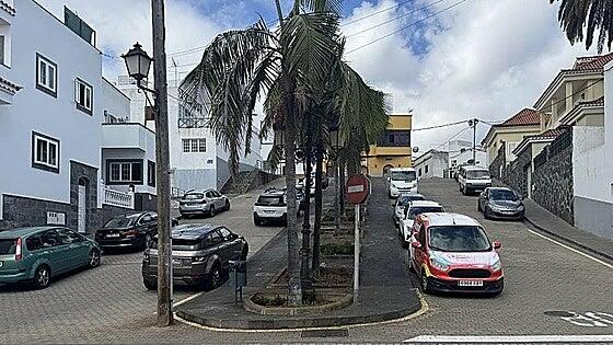 Firgas adjudica la construcción de una cascada en la avenida Leopoldo Matos