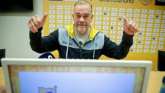 Che García no se arruga en el Palau: «El equipo tiene muy buen espíritu»