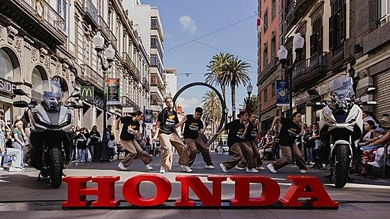 Honda Canarias hace bailar Triana al ritmo del talento canario